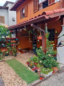 Casa com 2 Quartos à venda, 57m² no Maresias, São Sebastião