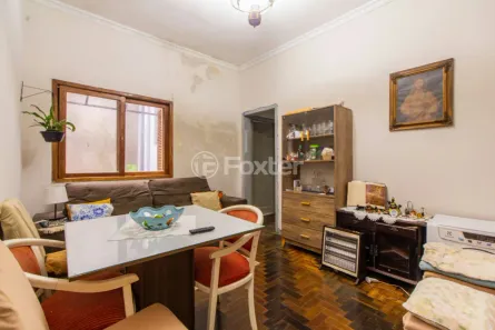 Apartamento com 2 Quartos à venda, 49m² no Centro Histórico, Porto Alegre