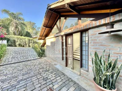 Sobrado com 3 Quartos à venda, 355m² no Chácara dos Lagos, Carapicuíba