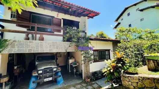 Casa de Condomínio com 4 Quartos à venda, 450m² no Sapê, Niterói