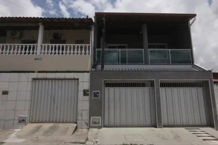 Casa com 3 Quartos à venda, 135m² no Cajazeiras, Fortaleza