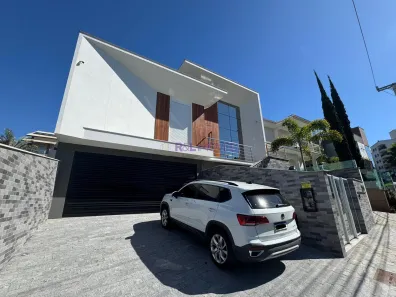 Casa com 3 Quartos à venda, 240m² no Pedra Branca, Palhoça