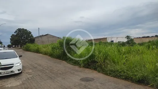 Lote/Terreno à venda, 300m² no Jardim Goiás, Piracanjuba