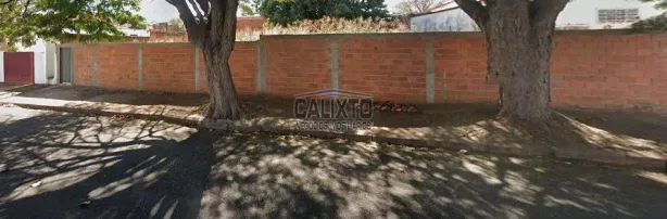 Lote/Terreno à venda, 720m² no Daniel Fonseca, Uberlândia