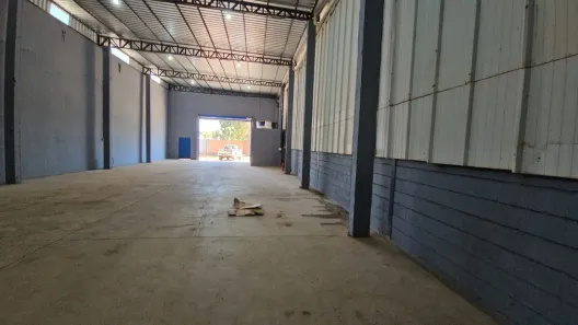 Galpão/Depósito/Armazém para alugar, 275m² no Petrópolis, Várzea Grande