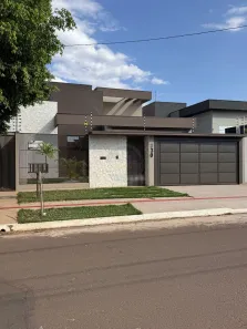 Casa com 3 Quartos à venda, 163m² no Vila Santa Catarina, Dourados