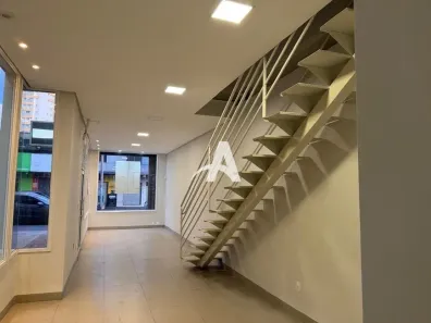 Ponto Comercial para alugar, 140m² no Centro, Uberlândia