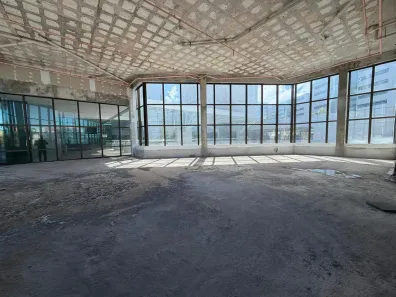 Ponto Comercial para venda ou aluguel, 350m² no São Cristóvão, Salvador
