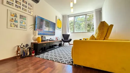 Apartamento com 2 Quartos para alugar, 100m² no Leme, Rio de Janeiro