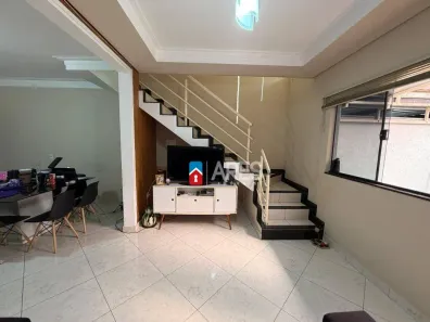 Casa com 3 Quartos à venda, 91m² no Parque Novo Mundo, Americana