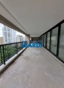 Apartamento com 4 Quartos à venda, 360m² no Alphaville Centro Industrial e Empresarial/Alphaville., Barueri