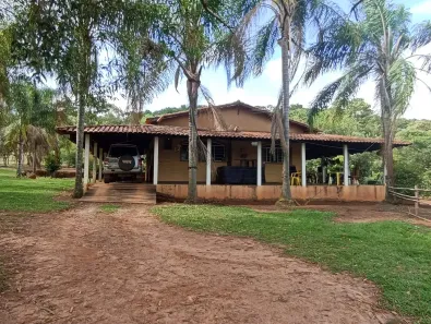 Fazenda/Sítio com 2 Quartos à venda, 96800m² no Centro, Pratápolis
