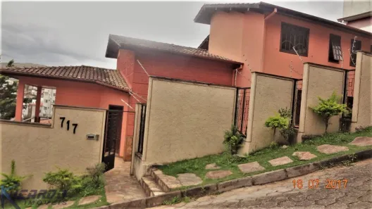 Casa com 3 Quartos à venda, 200m² no Santo Antônio, Itabira