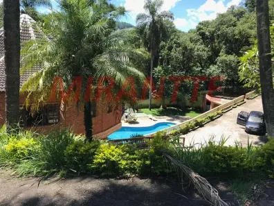 Sobrado com 4 Quartos à venda, 700m² no Roseira, Mairiporã