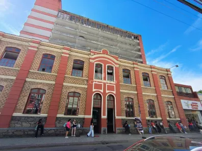 Ponto Comercial para alugar, 22m² no Centro, Juiz de Fora