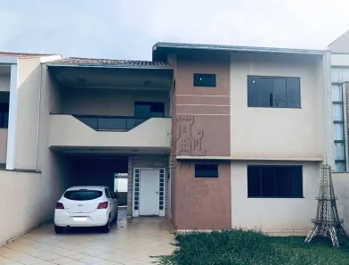 Sobrado com 3 Quartos à venda, 220m² no Bandeirantes, Londrina