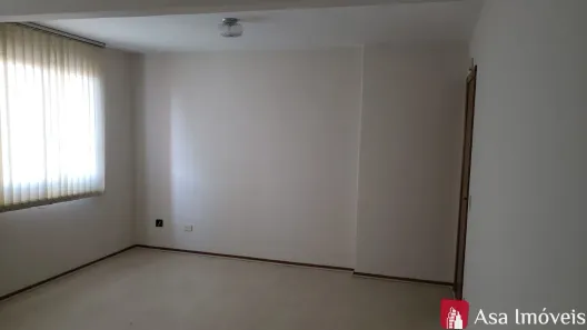 Sala Comercial à venda, 38m² no Centro, Curitiba