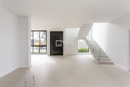 Casa de Condomínio com 3 Quartos à venda, 344m² no Cascatinha, Curitiba