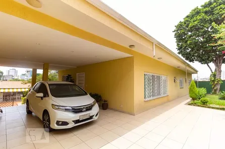 Casa com 4 Quartos à venda, 230m² no Vila Paranaguá, São Paulo
