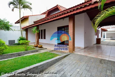 Sobrado com 4 Quartos à venda, 286m² no Bal Stella Maris, Peruíbe
