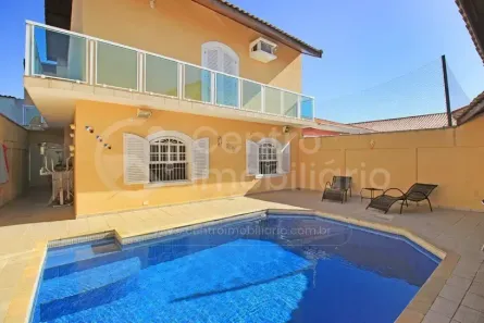 Casa com 3 Quartos à venda, 194m² no Jardim Marcia, Peruíbe