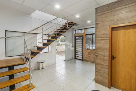 Galpão/Depósito/Armazém à venda, 195m² no Sarandi, Porto Alegre