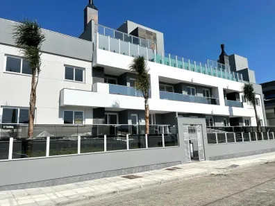 Apartamento com 3 Quartos para alugar, 111m² no Campeche, Florianópolis