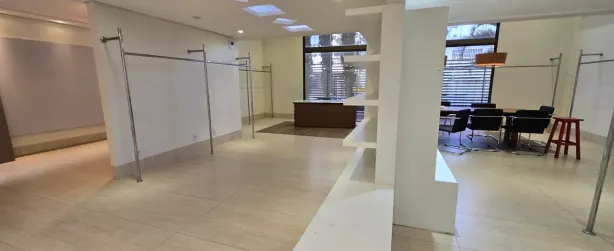 Prédio Comercial com 3 Quartos à venda, 470m² no Nova Suiça, Goiânia