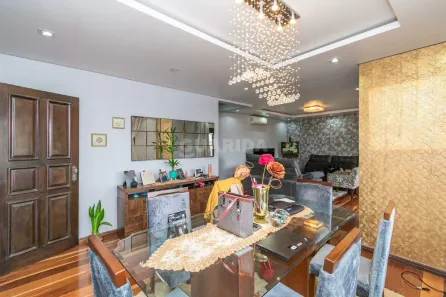 Casa com 3 Quartos para alugar, 292m² no Cavalhada, Porto Alegre