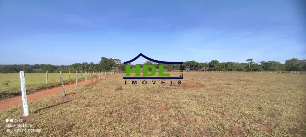 Fazenda/Sítio com 3 Quartos à venda, 242000m² no , Hidrolândia