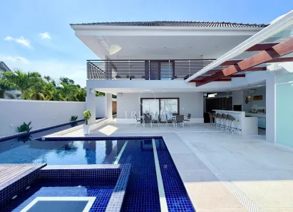 Casa de Condomínio com 5 Quartos à venda, 449m² no Recreio dos Bandeirantes, Rio de Janeiro