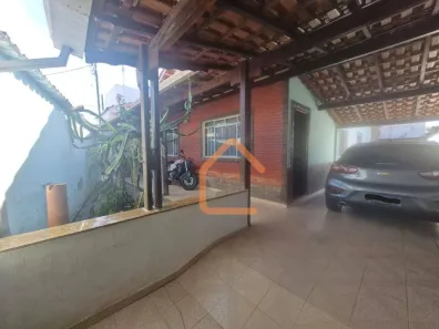Casa com 3 Quartos à venda, 165m² no Foch II, Pouso Alegre