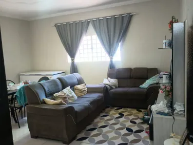 Casa com 3 Quartos à venda, 150m² no Recanto das Emas, Brasília