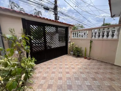 Casa com 2 Quartos à venda, 135m² no Vila São Jorge, São Vicente
