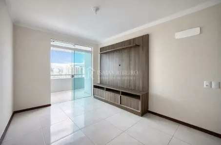 Apartamento com 2 Quartos à venda, 84m² no Barreiros, São José