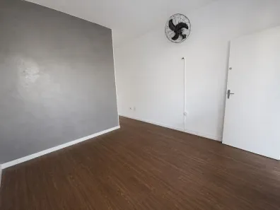 Sala Comercial para alugar, 51m² no Canto do Forte, Praia Grande