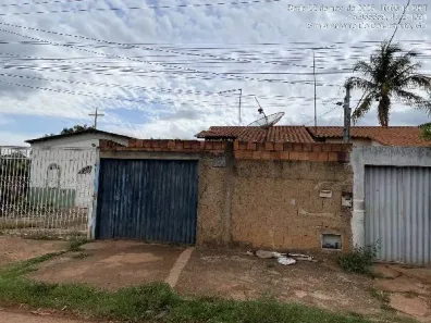 Casa com 2 Quartos à venda, 180m² no Parque Estrela Dalva XII, Santo Antônio do Descoberto