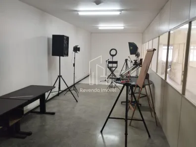 Prédio Comercial para alugar, 1000m² no Vila Marieta, São Paulo