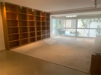 Apartamento com 3 Quartos à venda, 180m² no Cerqueira César, São Paulo