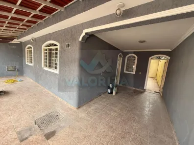 Sobrado com 4 Quartos à venda, 240m² no Ceilândia Sul, Brasília