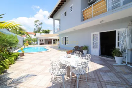 Casa com 4 Quartos à venda, 380m² no Jardim Santa Helena, São Paulo