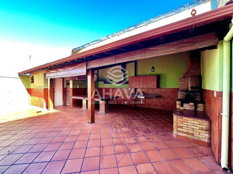 Casa com 3 quartos — Copacabana, Belo Horizonte