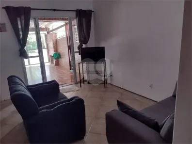 Casa com 3 Quartos à venda, 220m² no Vila Pompéia, São Paulo