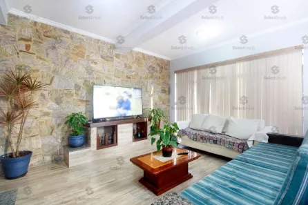 Sobrado com 3 Quartos à venda, 336m² no Jardim Haydee, Mauá