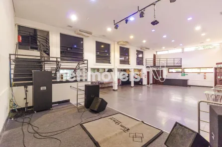 Ponto Comercial para alugar, 458m² no Renascença, Belo Horizonte
