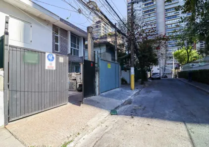 Sobrado com 3 Quartos para alugar, 102m² no Itaim Bibi, São Paulo