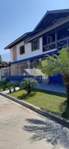Sobrado com 4 Quartos à venda, 450m² no Capricórnio I, Caraguatatuba