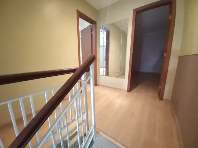 Casa com 2 Quartos para alugar, 90m² no São Domingos, Niterói