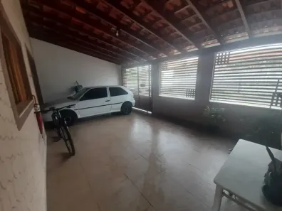 Casa com 4 Quartos à venda, 137m² no Conjunto Residencial Trinta e Um de Março, São José dos Campos