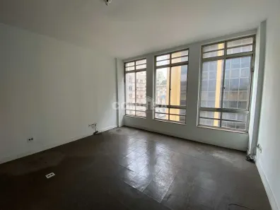 Imóvel Comercial à venda, 132m² no Sé, São Paulo
